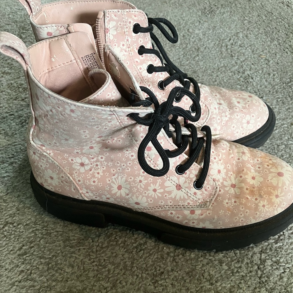 Floral Pink Lace-Up Boots